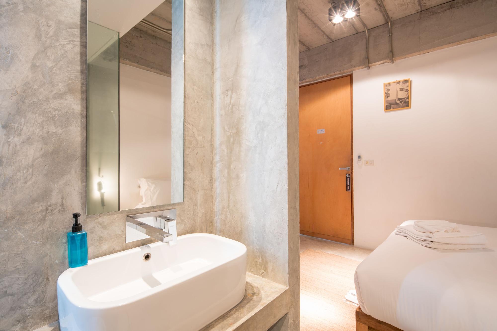 Bed and Breakfast Ella Bed Patong Exterior foto