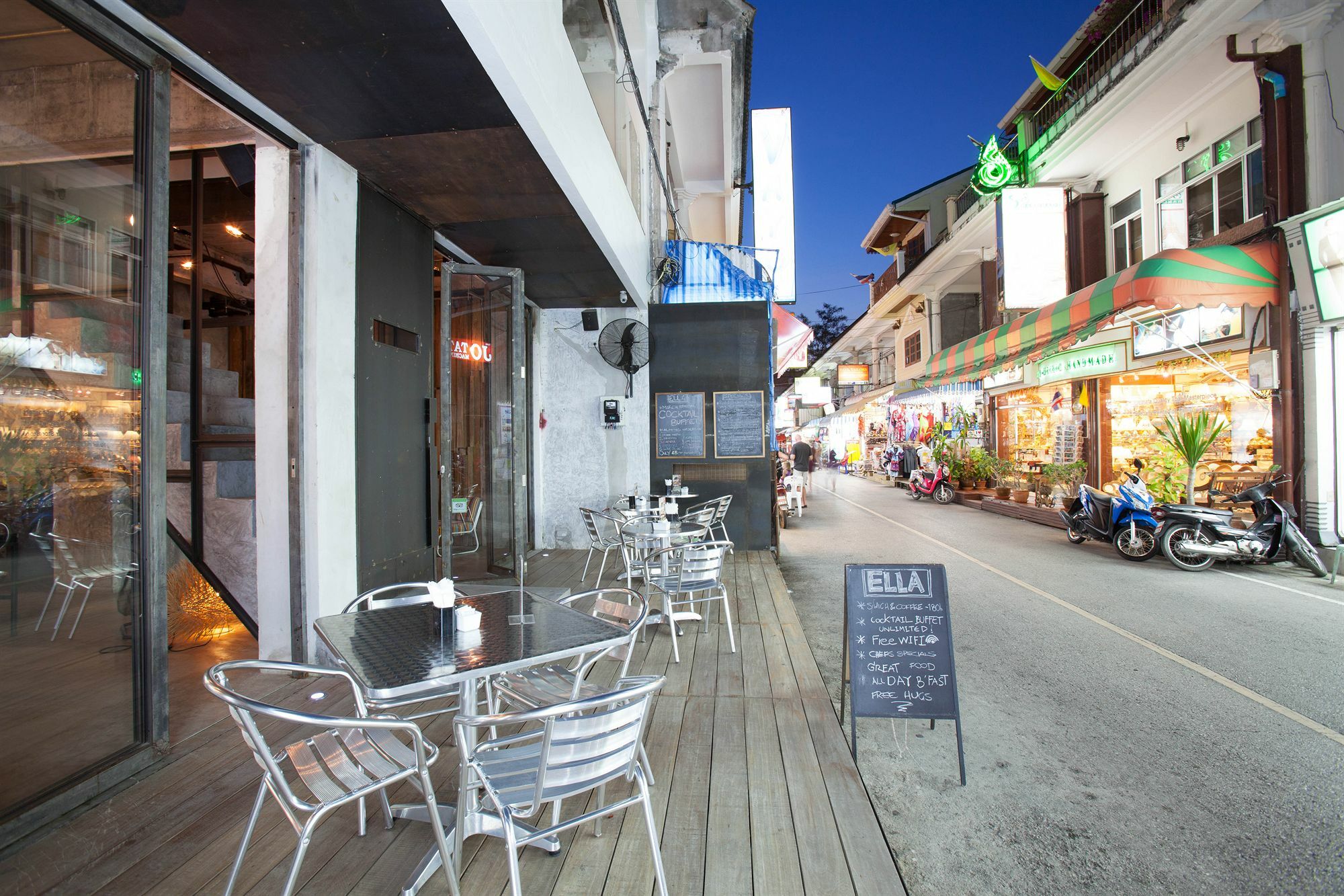Bed and Breakfast Ella Bed Patong Exterior foto